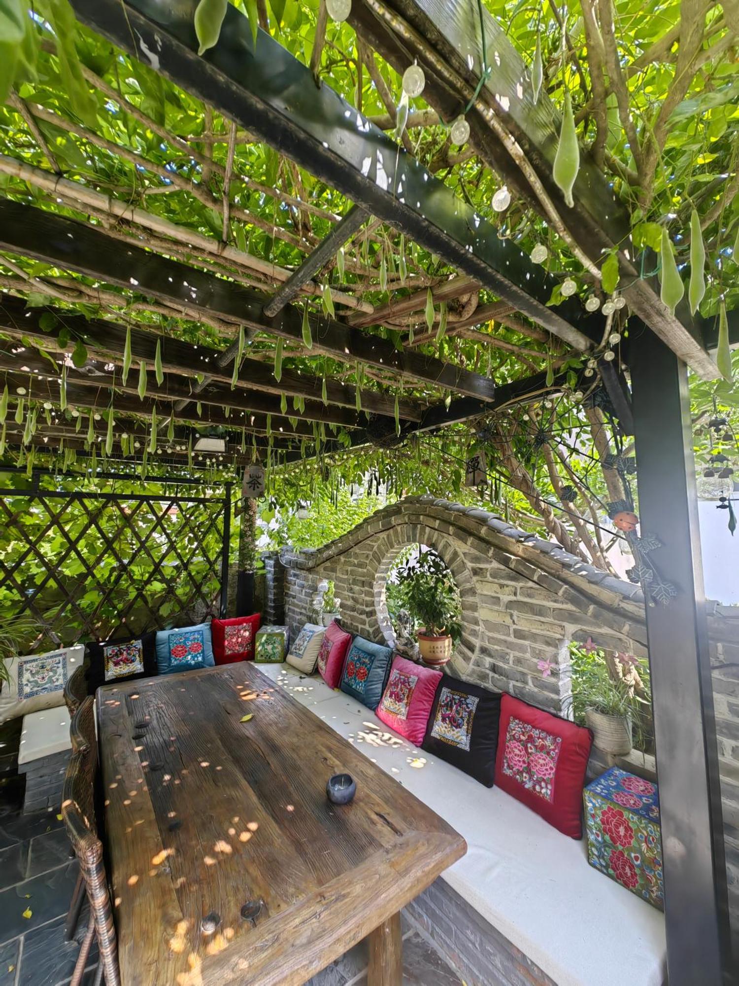 Guixu Huatang Homestay 秦皇島市 エクステリア 写真