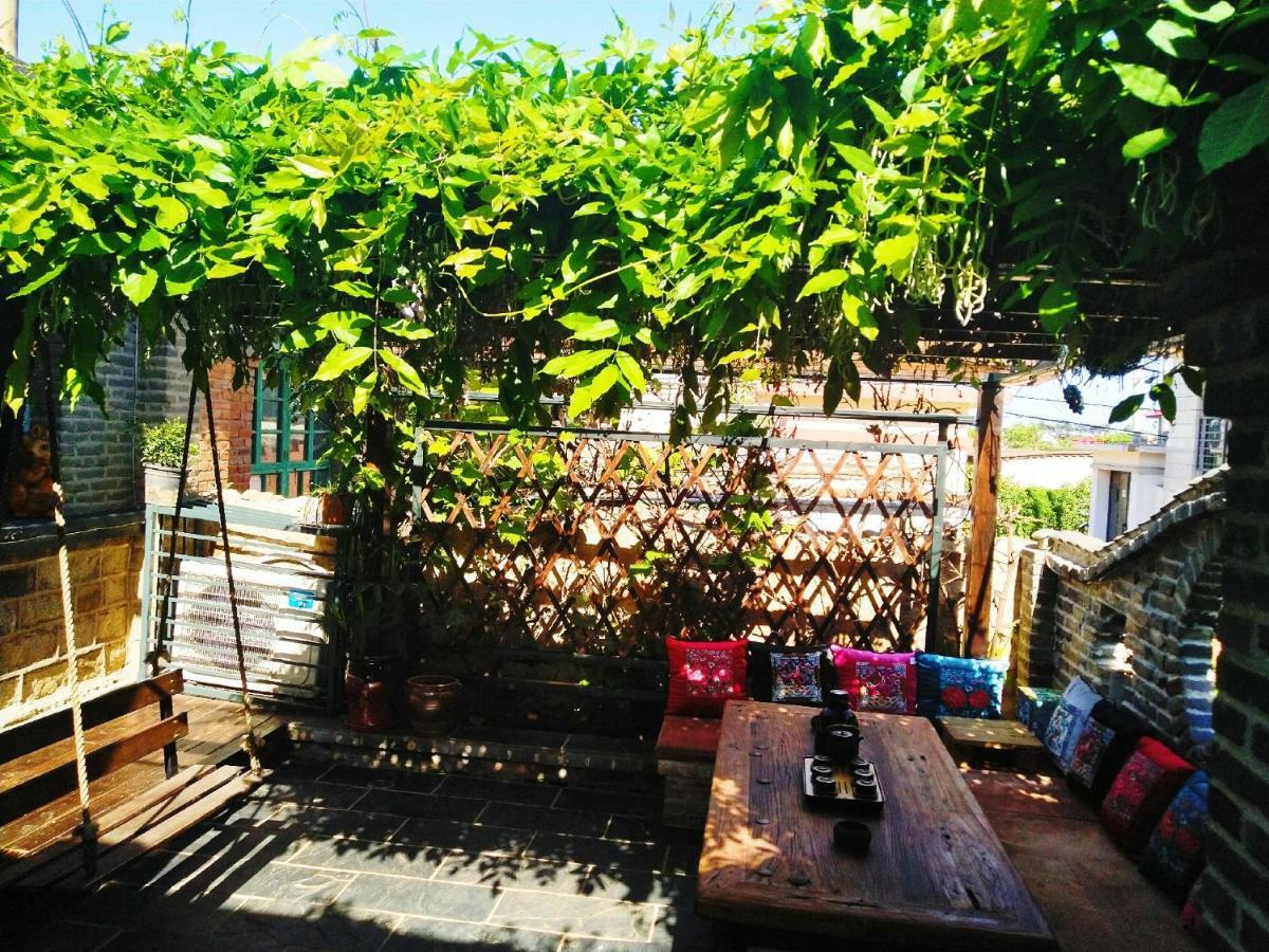 Guixu Huatang Homestay 秦皇島市 エクステリア 写真